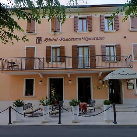Panorama Ristorante ***s 토리델베나코