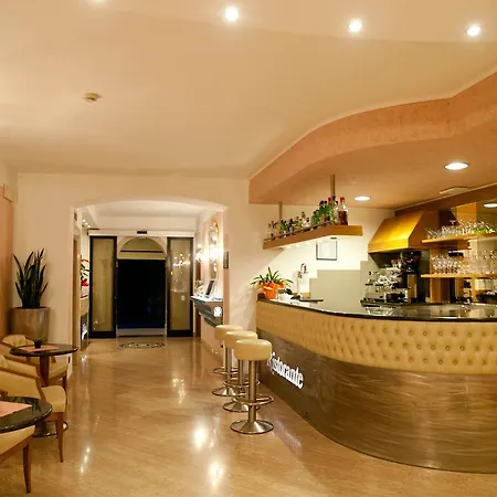Szálloda Panorama Ristorante ***s Torri del Benaco