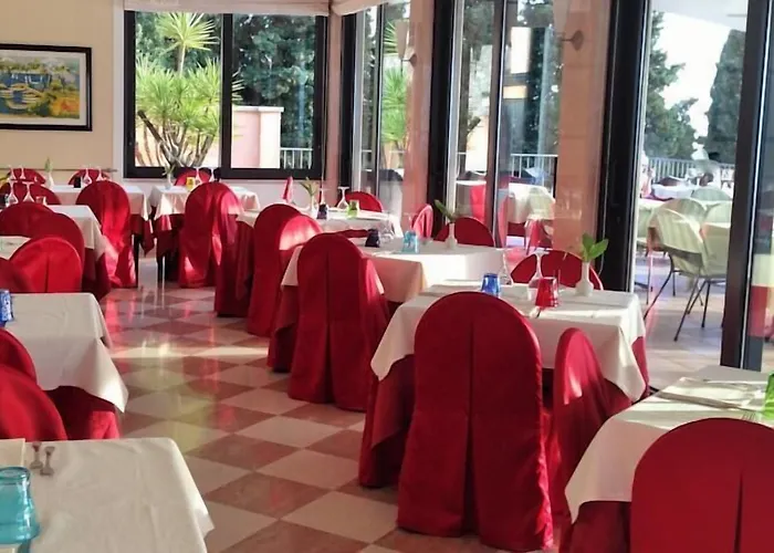Hotel Panorama Ristorante ***s Torri Del Benaco