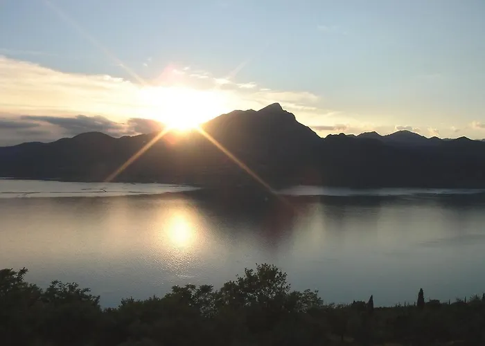 Panorama Ristorante ***s 3* Torri Del Benaco